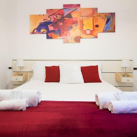 8- Tourist House Bologna - Light House - Self Check-In Apartment Ngoại thất bức ảnh