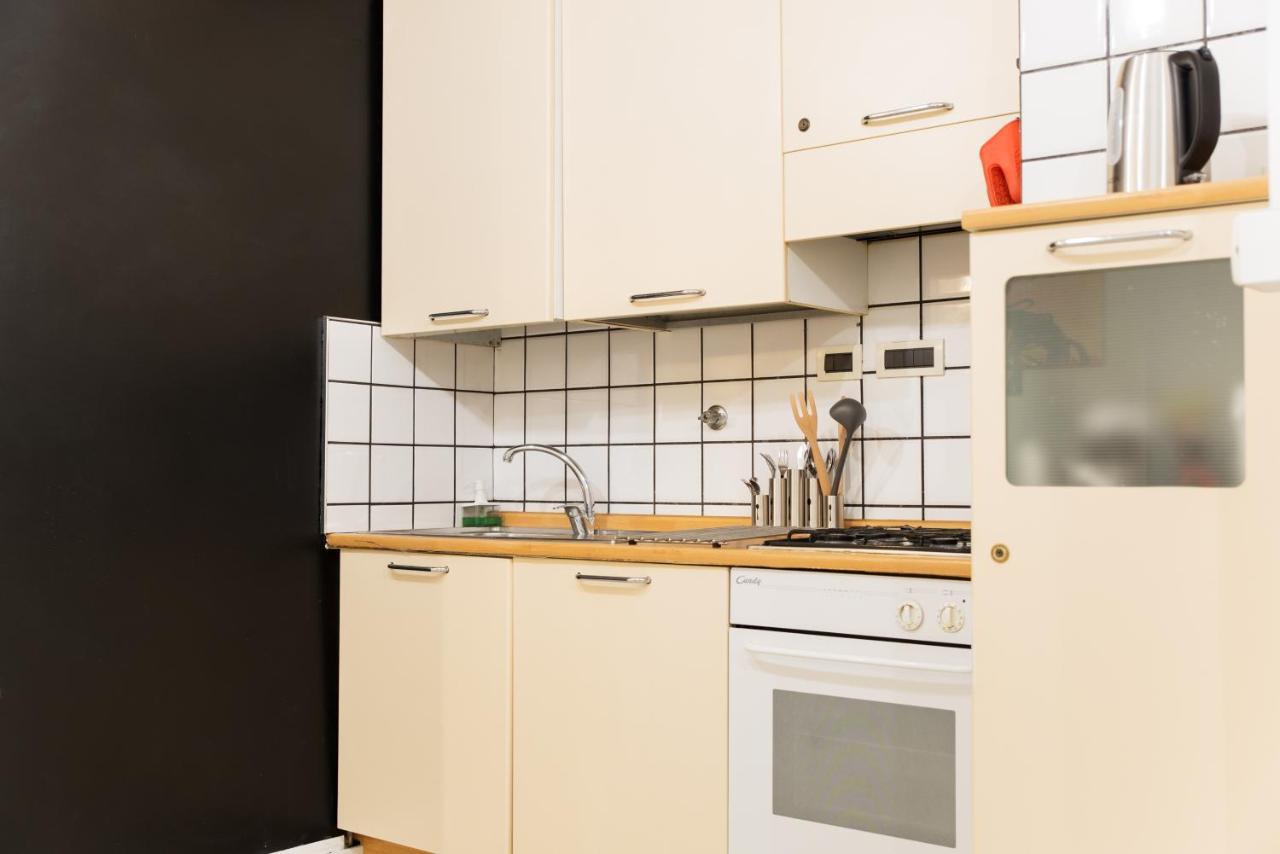 8- Tourist House Bologna - Light House - Self Check-In Apartment Ngoại thất bức ảnh