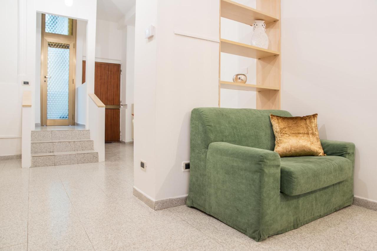 8- Tourist House Bologna - Light House - Self Check-In Apartment Ngoại thất bức ảnh